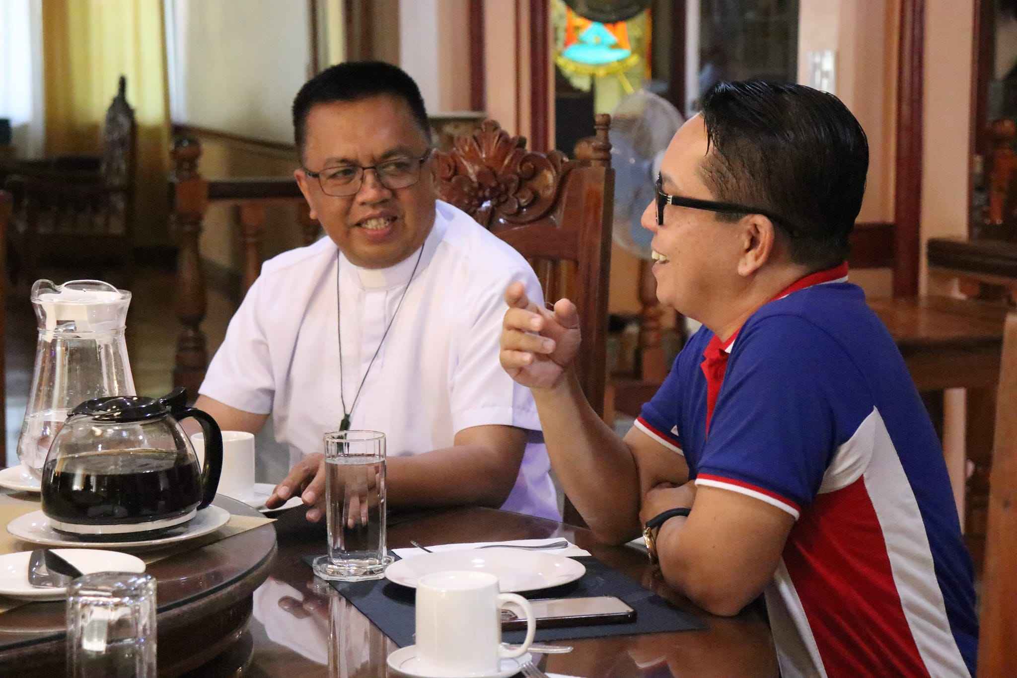 CatSU Prexy shares light moment with new Virac Bishop Occiano