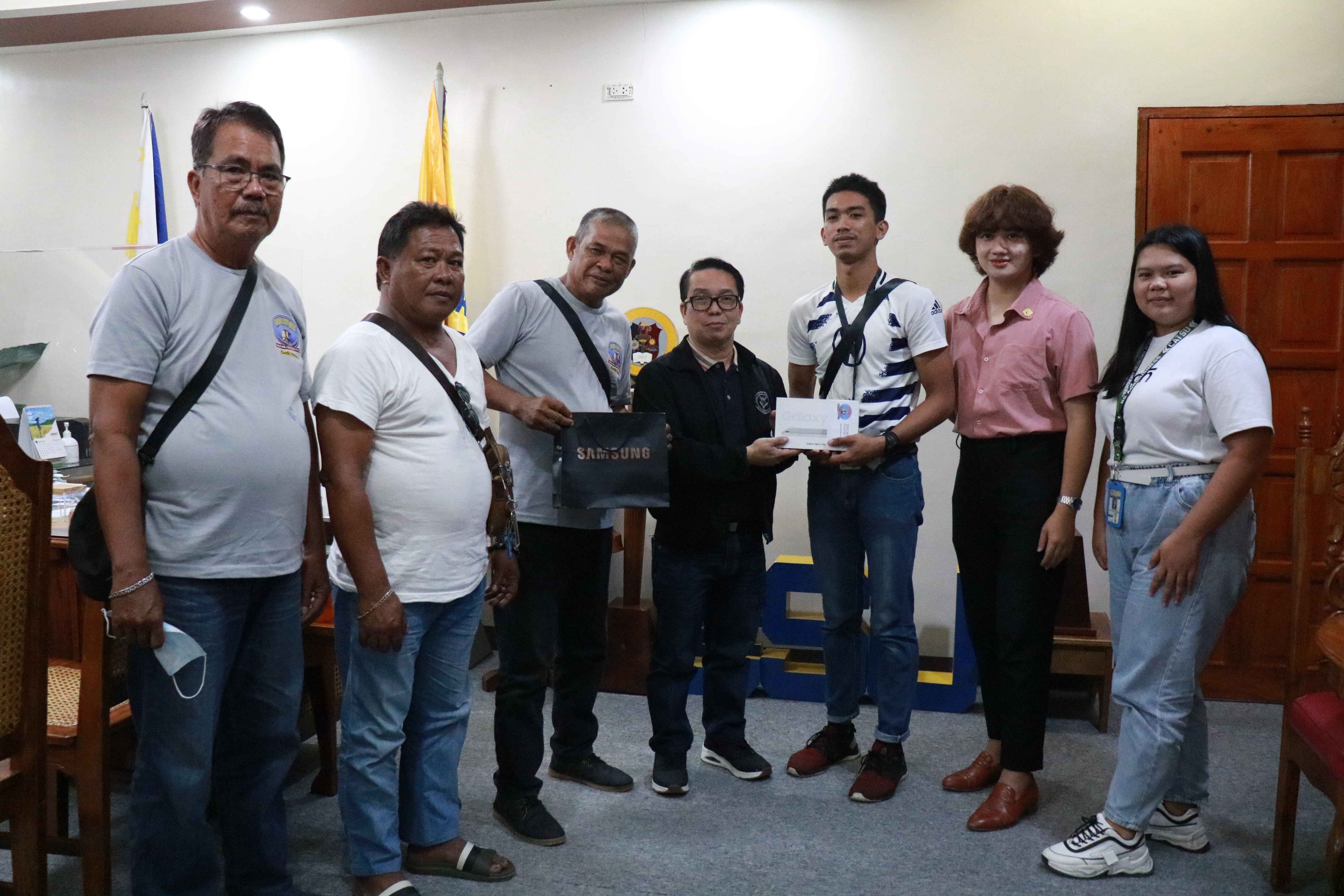 CAF working student receives free learning tablet from STACAP-TODA